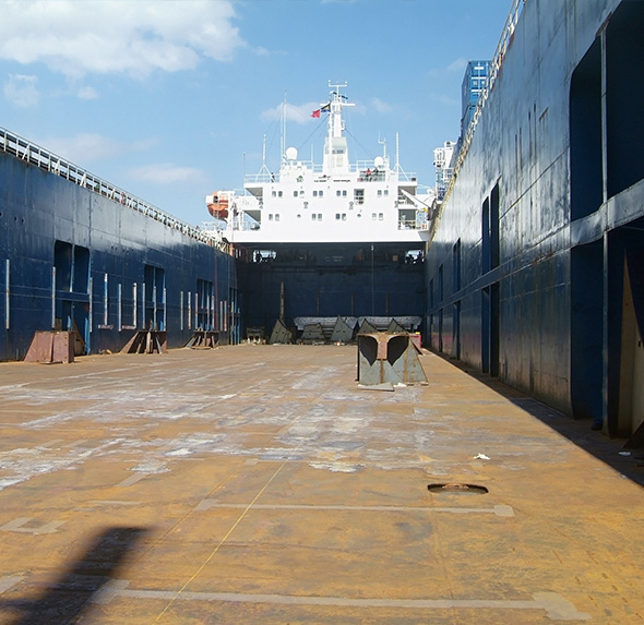 https://www.cargomaritime.com/wp-content/uploads/2018/10/cm-sqalt-vessel-charter.jpg